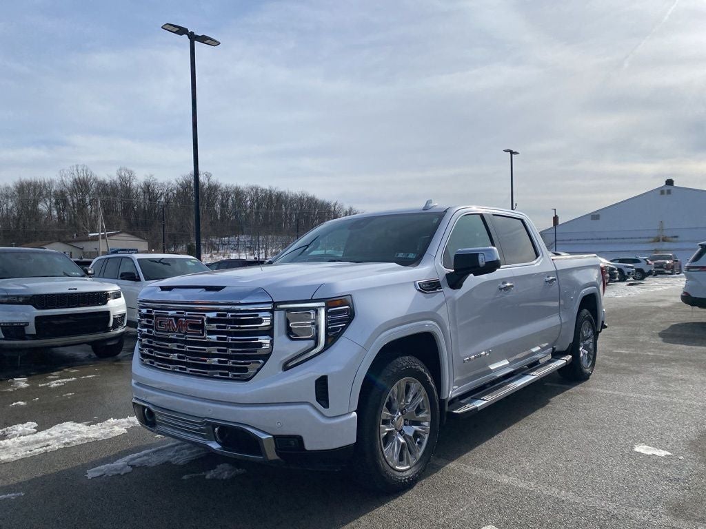 2023 GMC Sierra 1500 4WD Crew Cab Short Box Denali