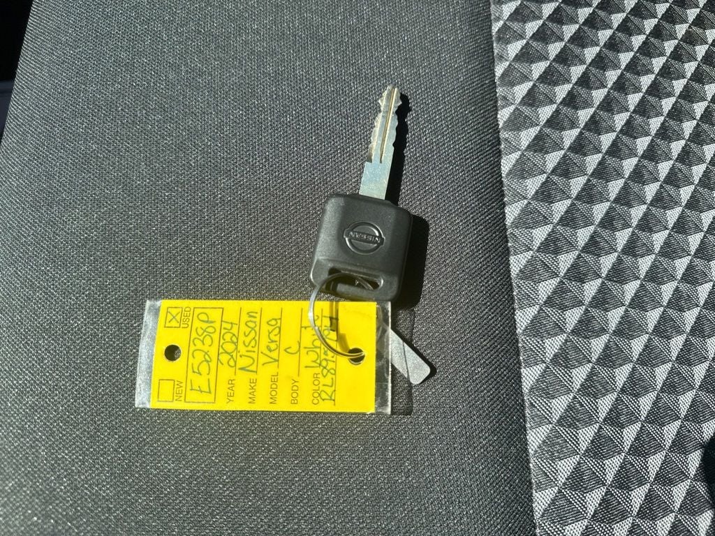 2024 Nissan Versa 1.6 S