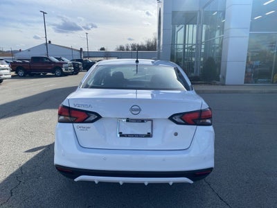 2024 Nissan Versa 1.6 S