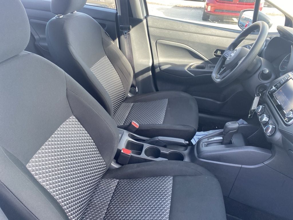 2024 Nissan Versa 1.6 S