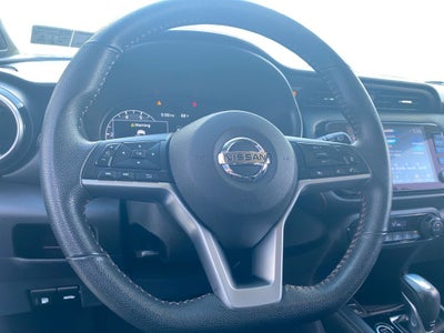 2021 Nissan Kicks SR