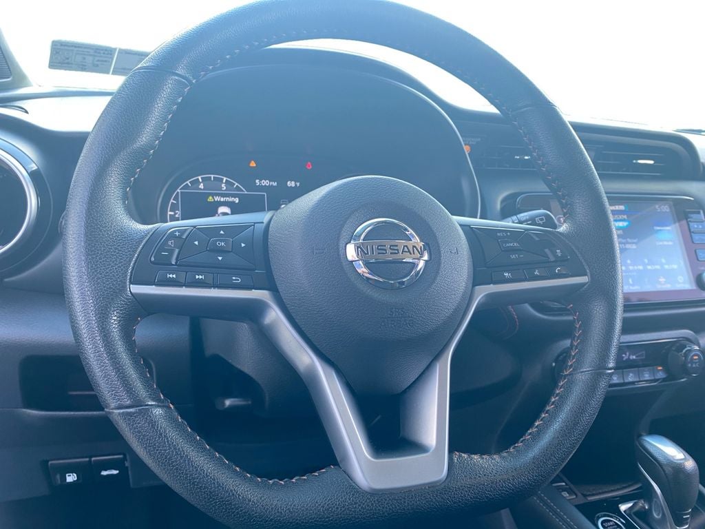 2021 Nissan Kicks SR