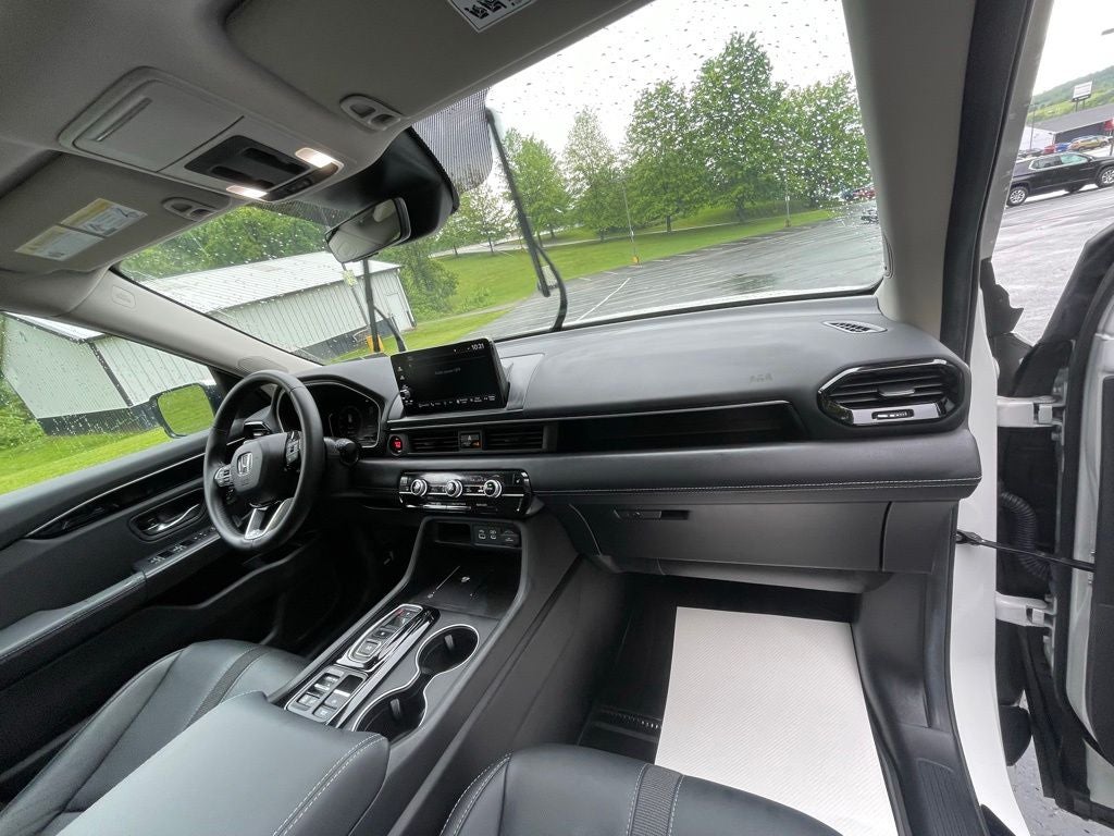 2025 Honda Pilot Touring