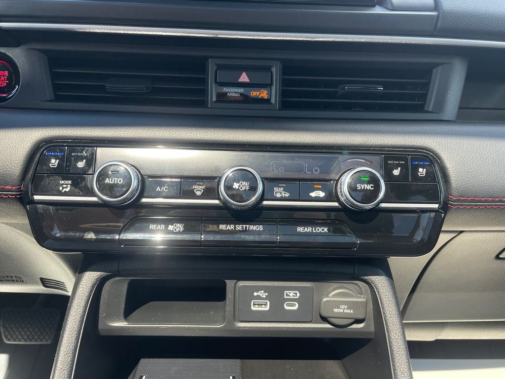 2025 Honda Pilot Black Edition - Photo 23