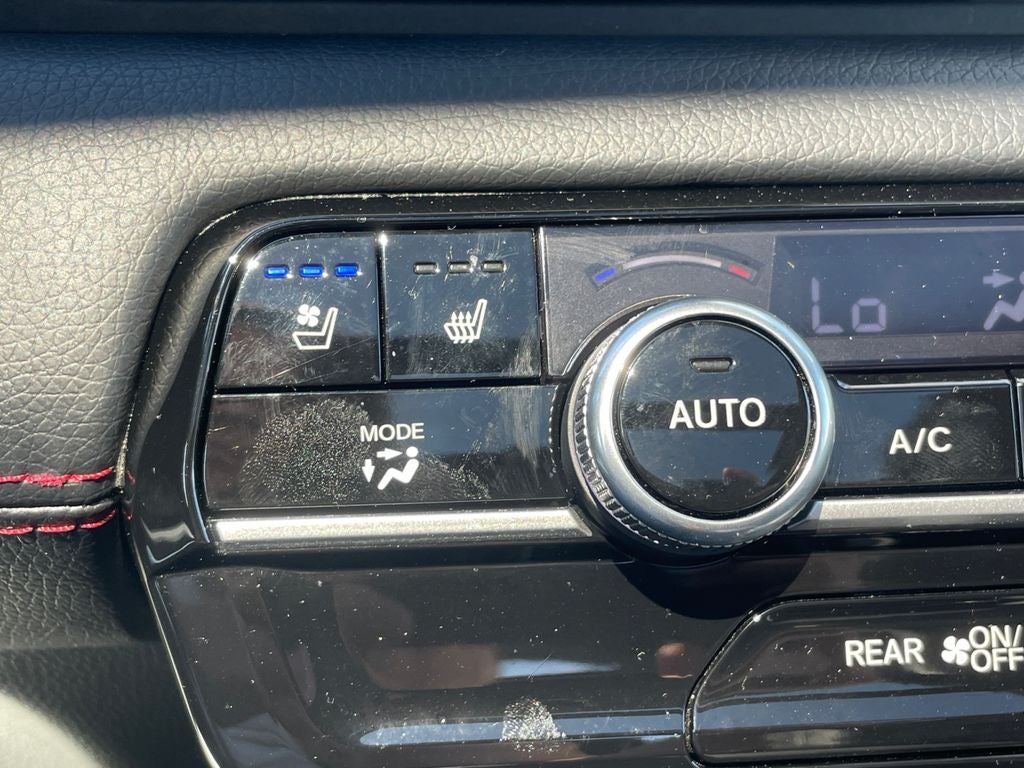2025 Honda Pilot Black Edition - Photo 30