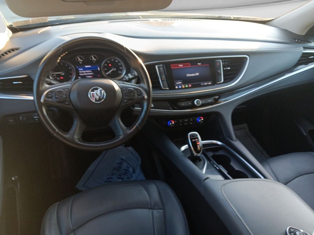 2020 Buick Enclave Essence