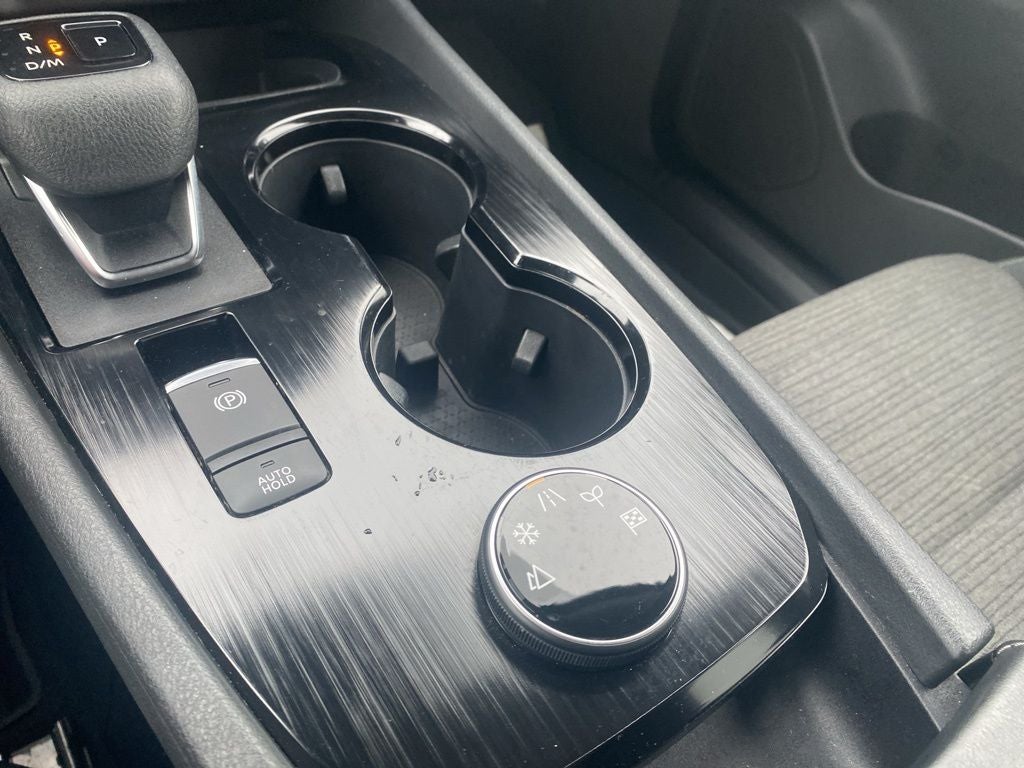 2022 Nissan Rogue SV Intelligent AWD