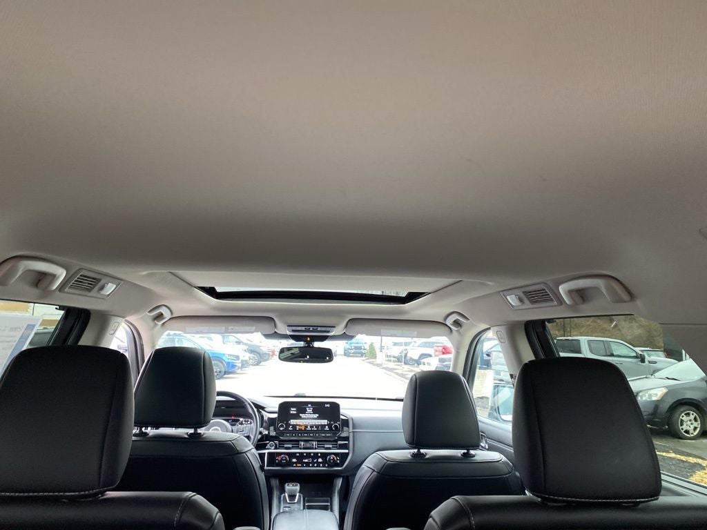 2022 Nissan Pathfinder Platinum 4WD