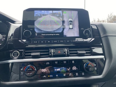 2022 Nissan Pathfinder Platinum 4WD