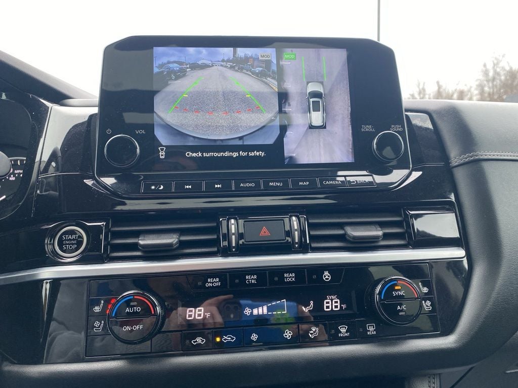 2022 Nissan Pathfinder Platinum 4WD