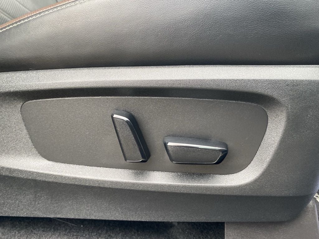 2022 Nissan Pathfinder Platinum 4WD