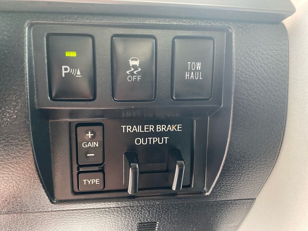 2017 Toyota Tundra Platinum 5.7L V8