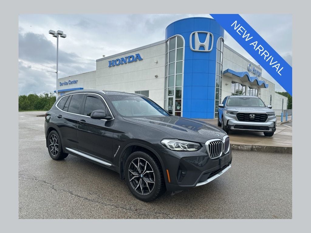 2022 BMW X3 xDrive30i's photo
