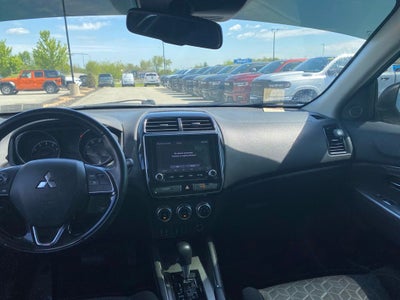 2020 Mitsubishi Outlander Sport SE 2.0