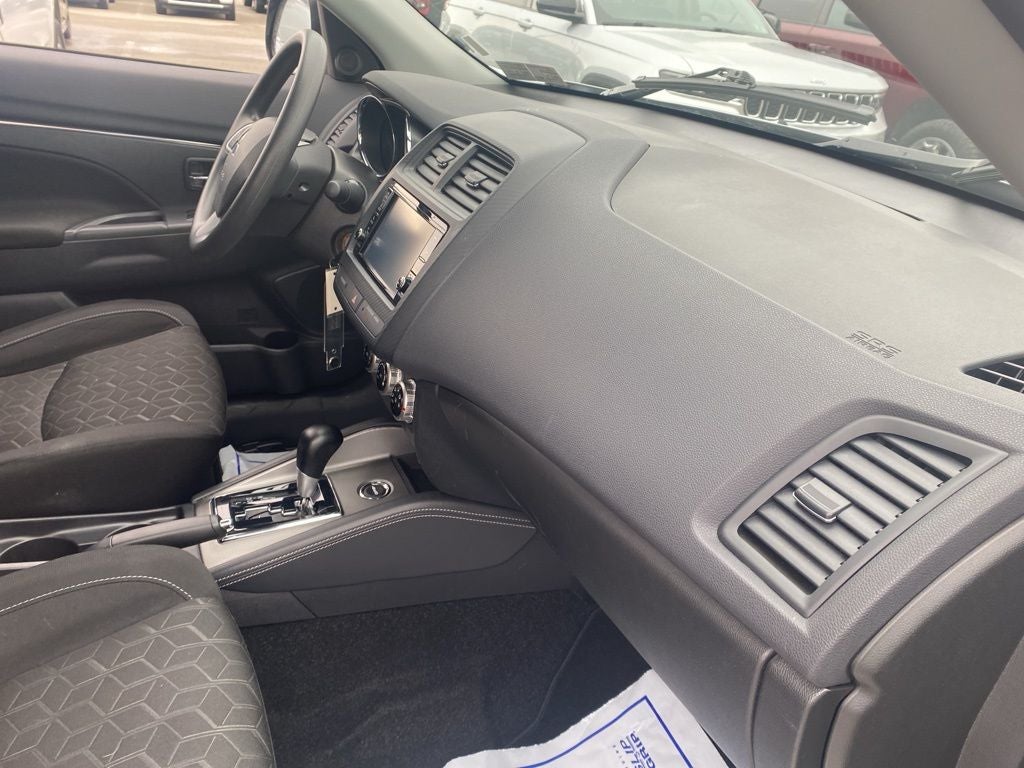 2025 Mitsubishi Outlander Sport 2.0 ES AWC