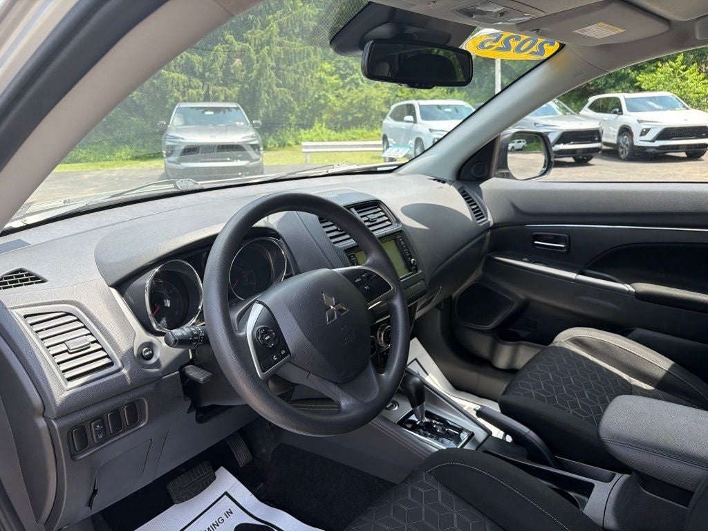 2025 Mitsubishi Outlander Sport 2.0 ES
