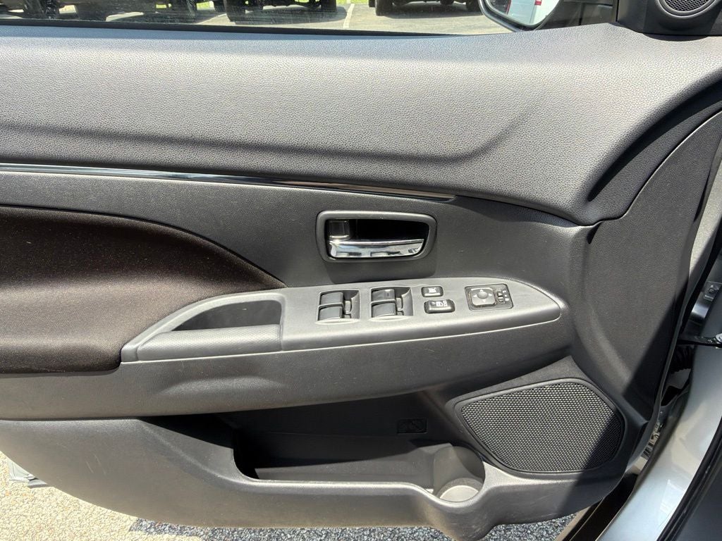 2025 Mitsubishi Outlander Sport 2.0 ES