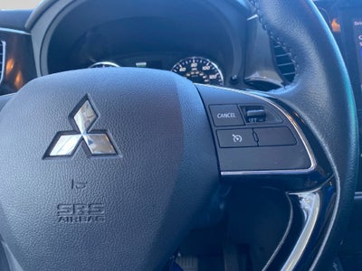 2020 Mitsubishi Outlander SE