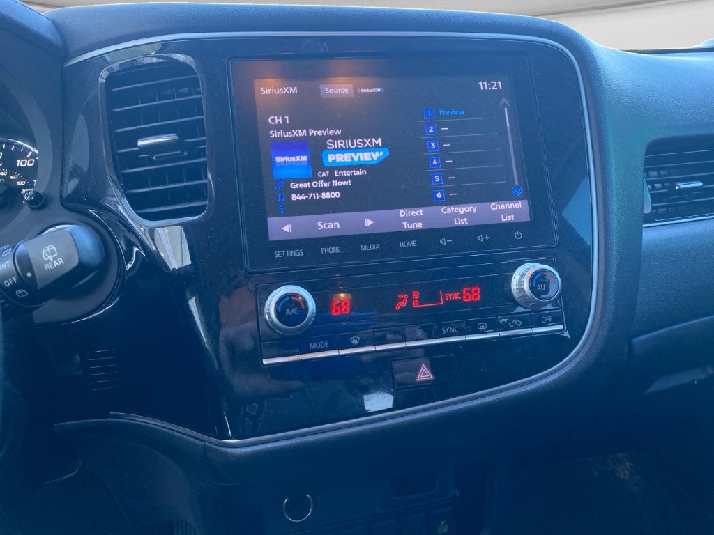2020 Mitsubishi Outlander SE