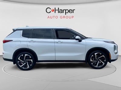 2022 Mitsubishi Outlander ES