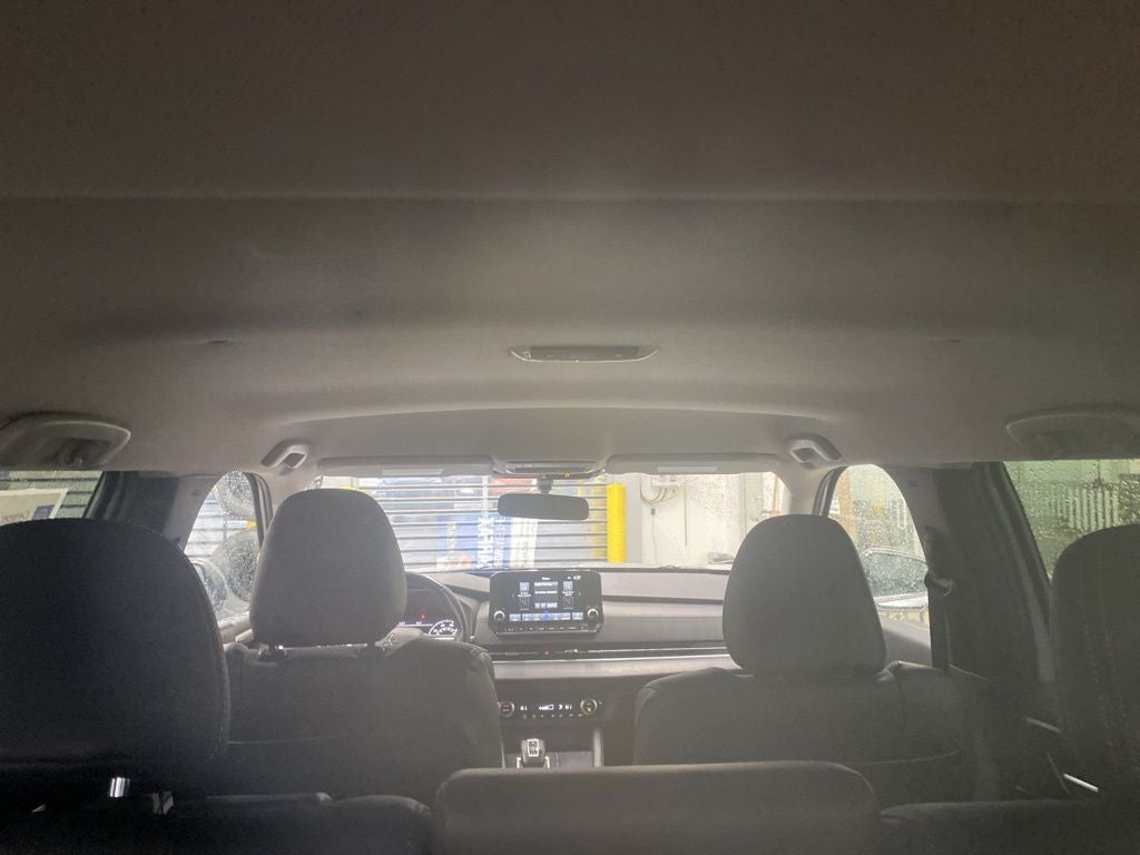 2022 Mitsubishi Outlander Base