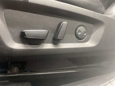 2022 Mitsubishi Outlander Base