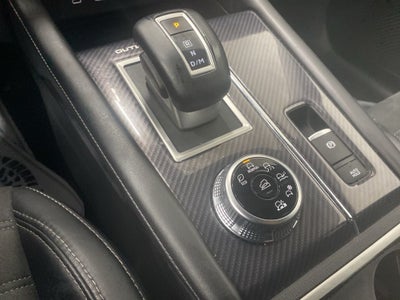 2022 Mitsubishi Outlander Base