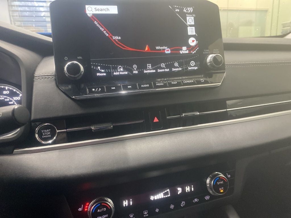 2022 Mitsubishi Outlander Base