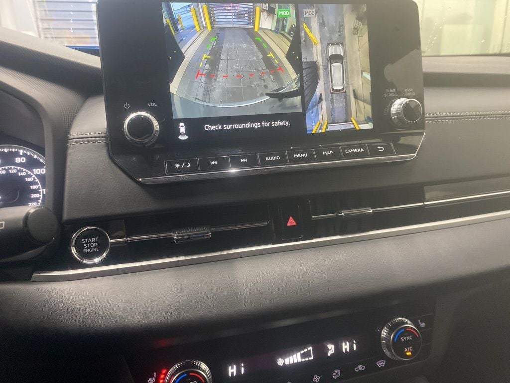 2022 Mitsubishi Outlander Base