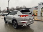 2022 Mitsubishi Outlander Base