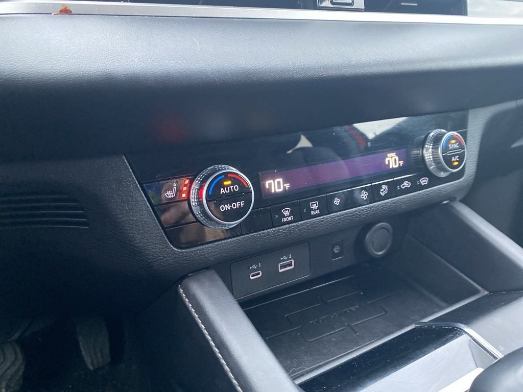 2024 Mitsubishi Outlander PHEV Base