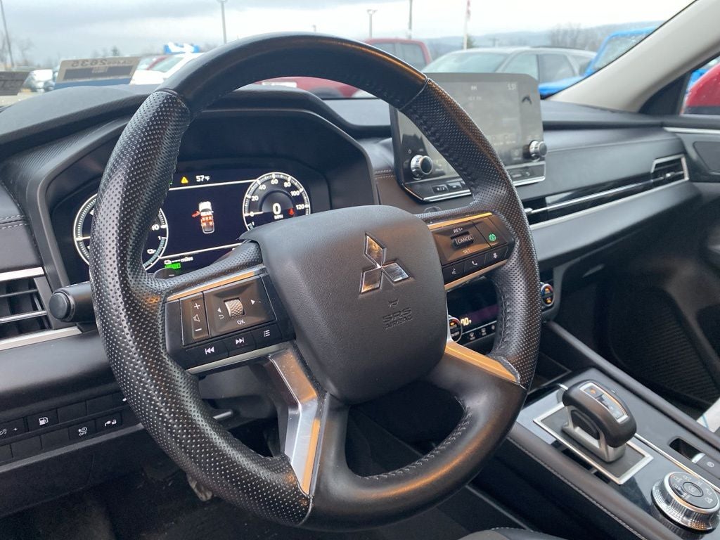 2024 Mitsubishi Outlander PHEV Base