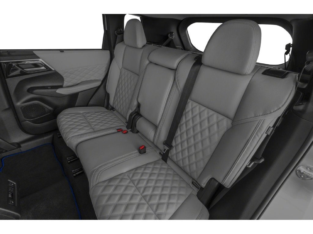 2025 Mitsubishi Outlander PHEV Base