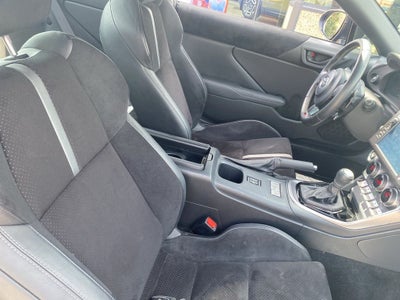 2024 Toyota GR86 Premium