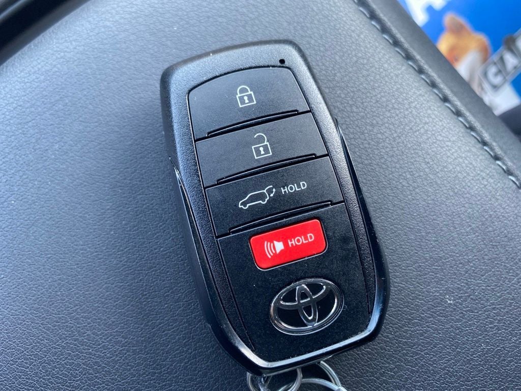 2023 Toyota Venza XLE