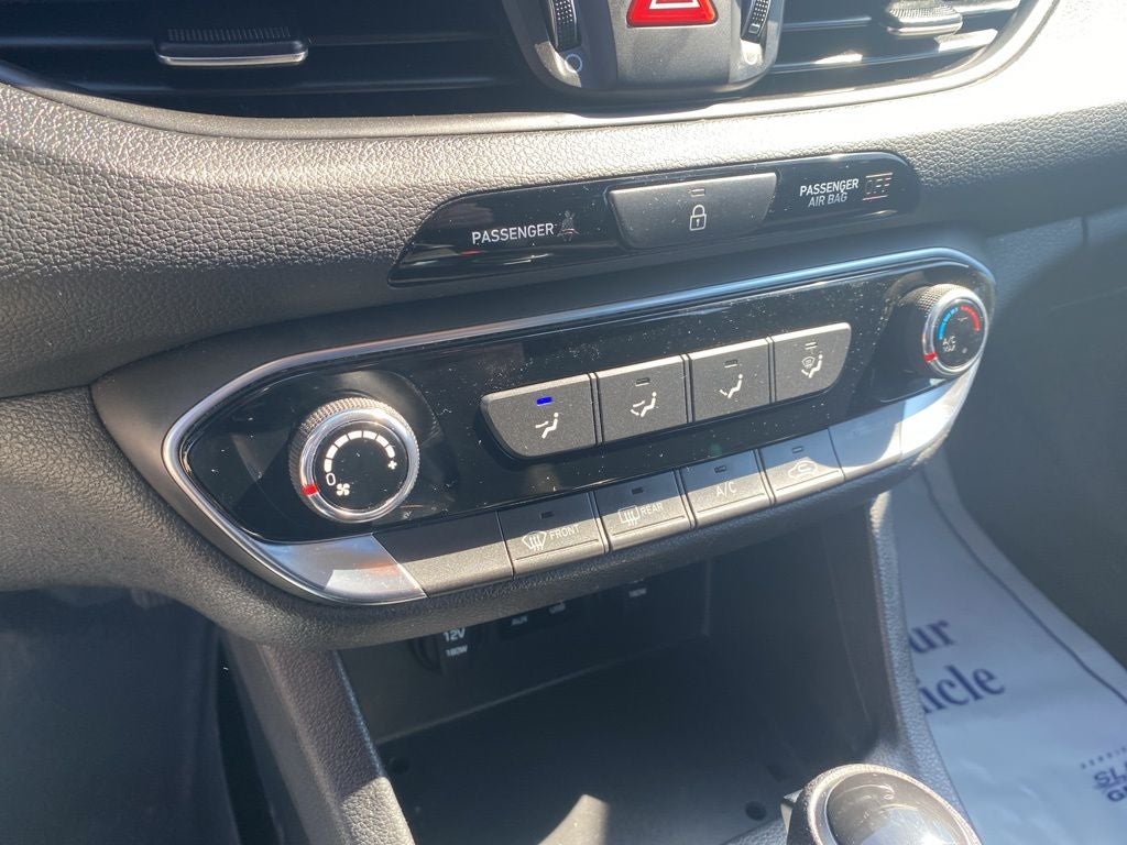 2020 Hyundai Elantra GT Base