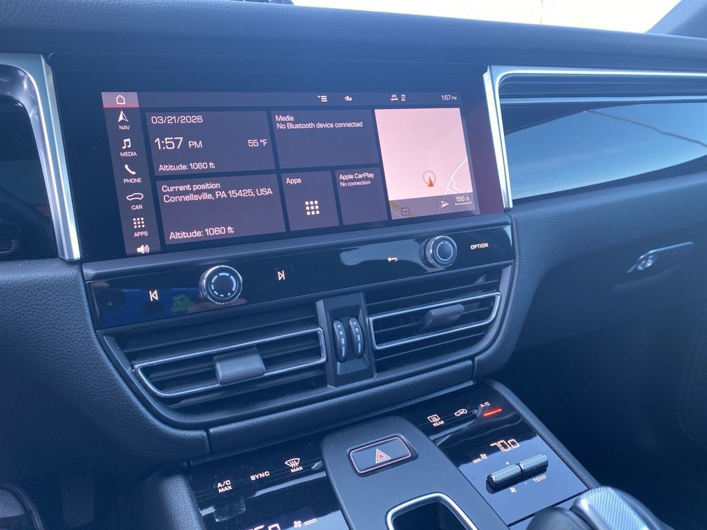 2022 Porsche Macan Base