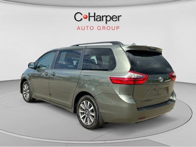 2020 Toyota Sienna LE 7 Passenger