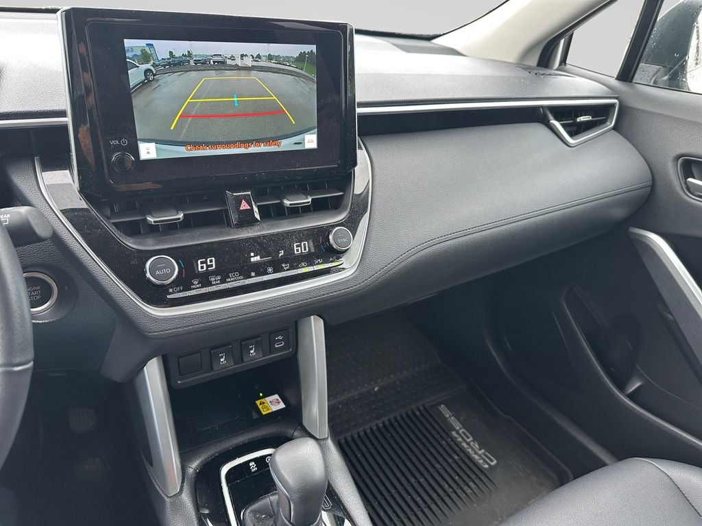 2023 Toyota Corolla Cross XLE