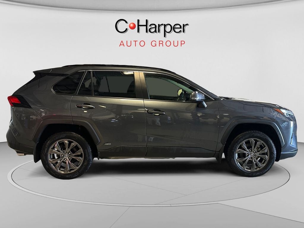 2022 Toyota RAV4 Hybrid XLE Premium