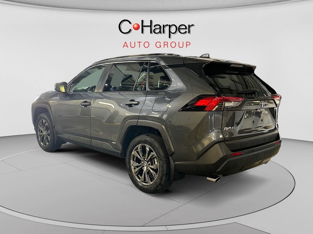 2022 Toyota RAV4 Hybrid XLE Premium