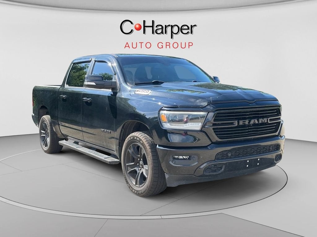 2020 RAM 1500 Big Horn Crew Cab 4x4 5'7" Box