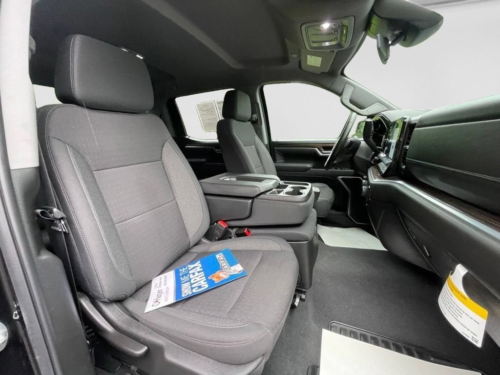 2025 Chevrolet Silverado 1500 LT (2FL)
