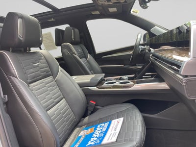 2025 Cadillac Escalade Sport Platinum
