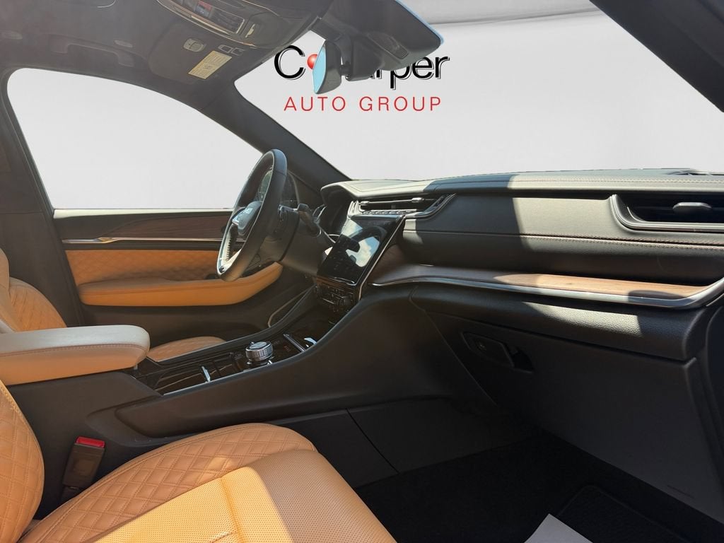 2025 Jeep Grand Cherokee L Summit 4x4
