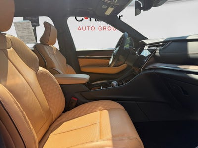 2025 Jeep Grand Cherokee L Summit 4x4