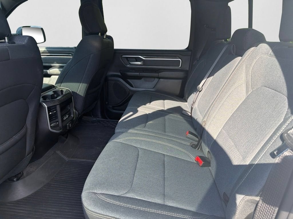 2022 RAM 1500 Big Horn Crew Cab 4x4 5'7" Box