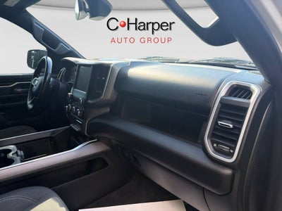 2022 RAM 1500 Big Horn Crew Cab 4x4 5'7" Box
