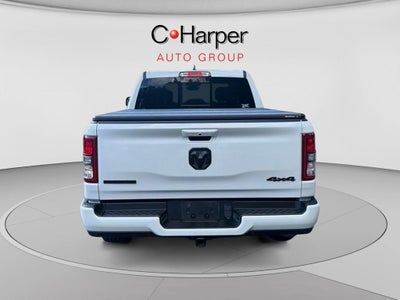 2022 RAM 1500 Big Horn Crew Cab 4x4 5'7" Box
