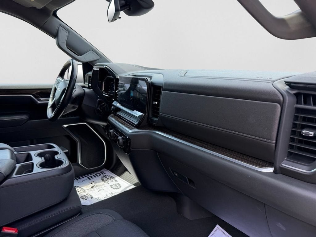 2022 Chevrolet Silverado 1500 LT (2FL)